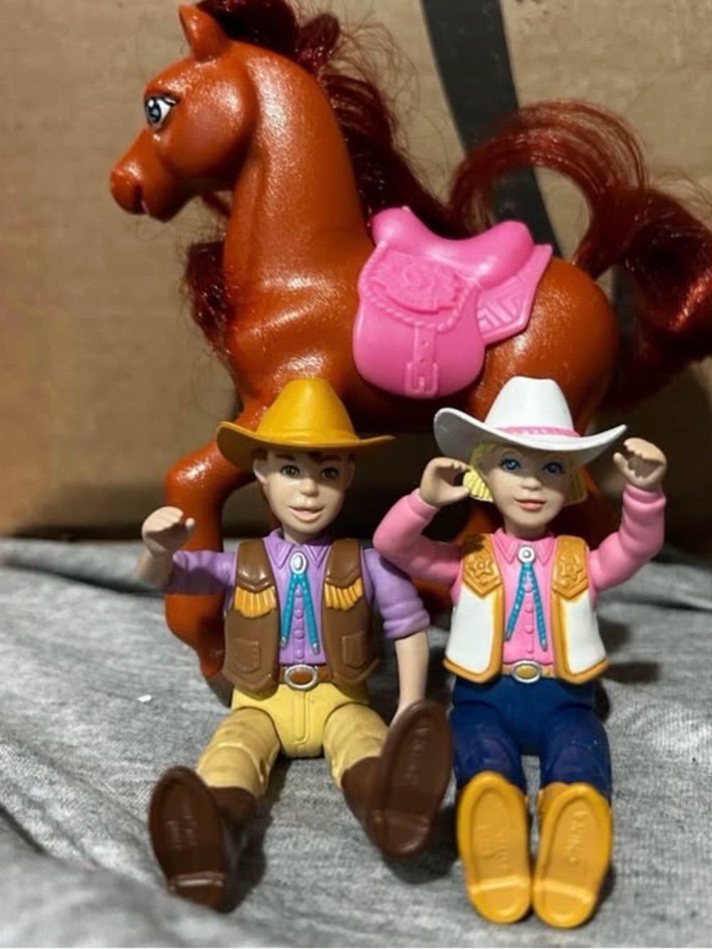 Fisher-Price Loving Family Figures Madison & Cody & Haley the horse.